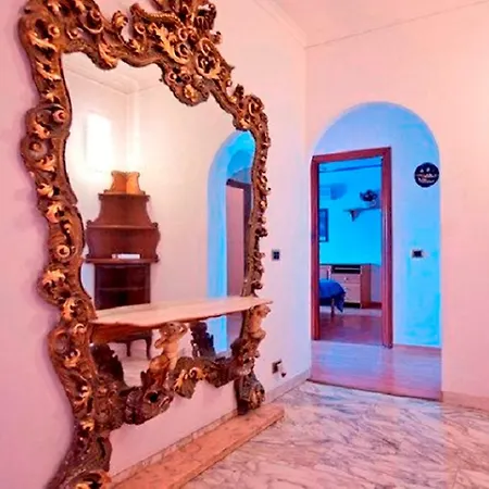 Apartament Julia's Domus