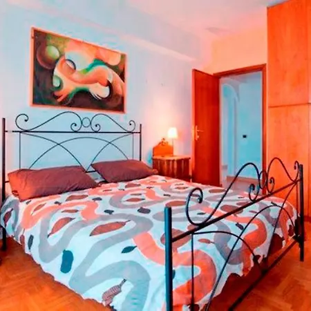 Julia's Domus Apartament *